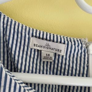 Seersucker dress, with belt, perfect condition